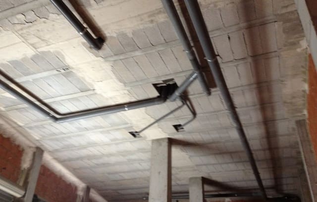 Erhverv til salg i Los Montesinos - € 106.000 (Ref: 9475214)