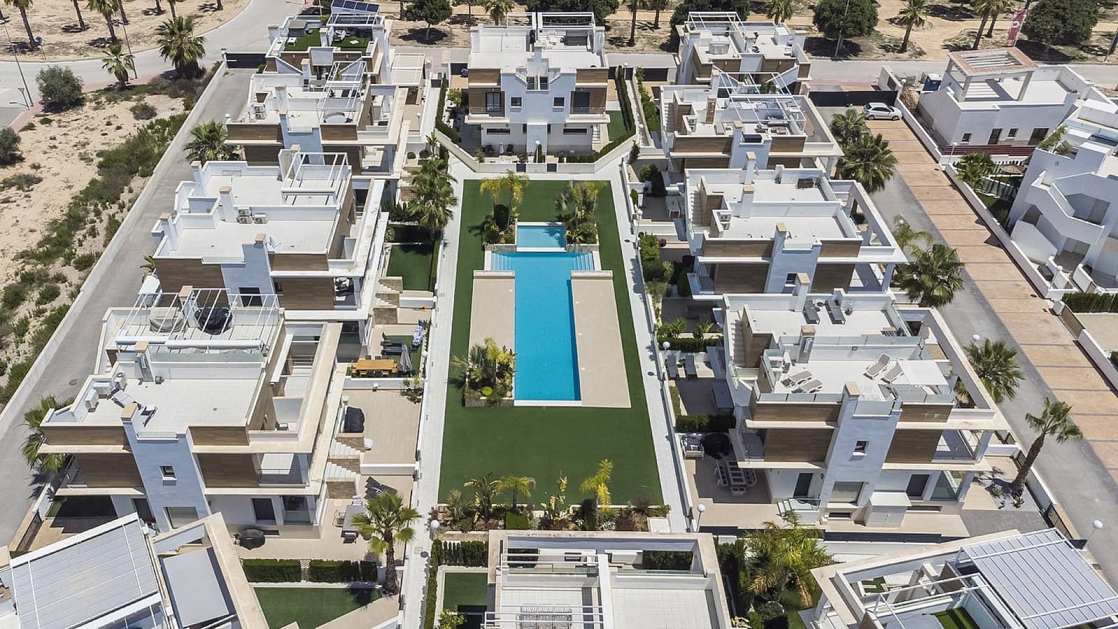 4 bedroom Villa for sale in Ciudad Quesada with pool - € 410,000 (Ref: 9475215)