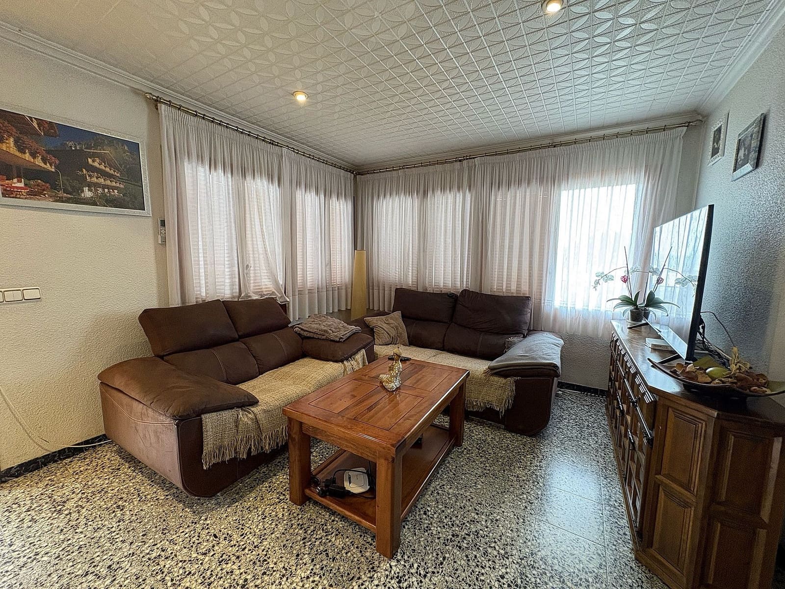 4 bedroom Finca/Country House for sale in Petrel / Petrer - € 349,900 (Ref: 9475216)