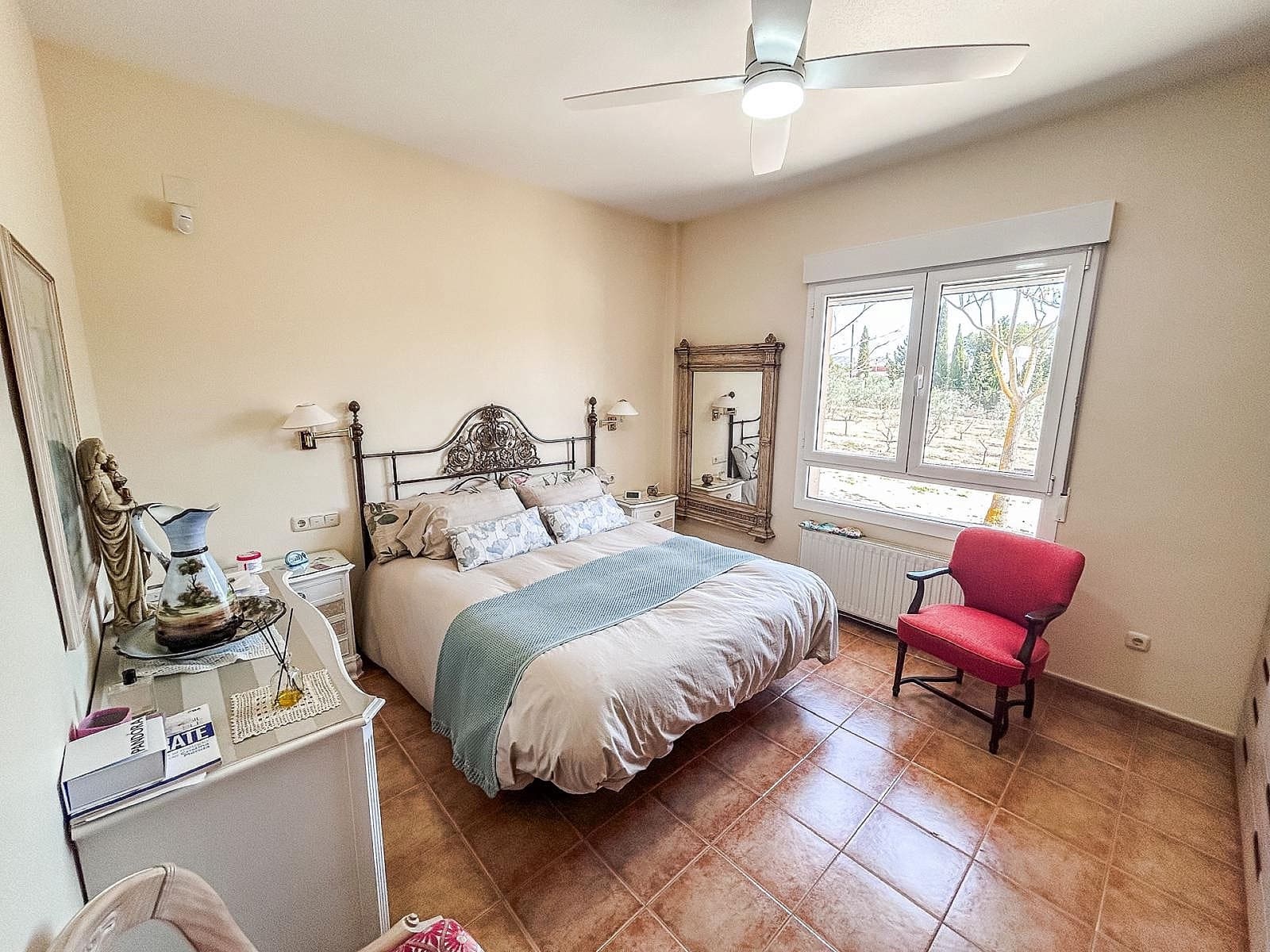 4 bedroom Villa for sale in Yecla - € 359,995 (Ref: 9475217)