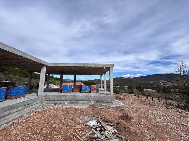 4 makuuhuone Huvila myytävänä paikassa La Romana - 449 900 € (Ref: 9475218)