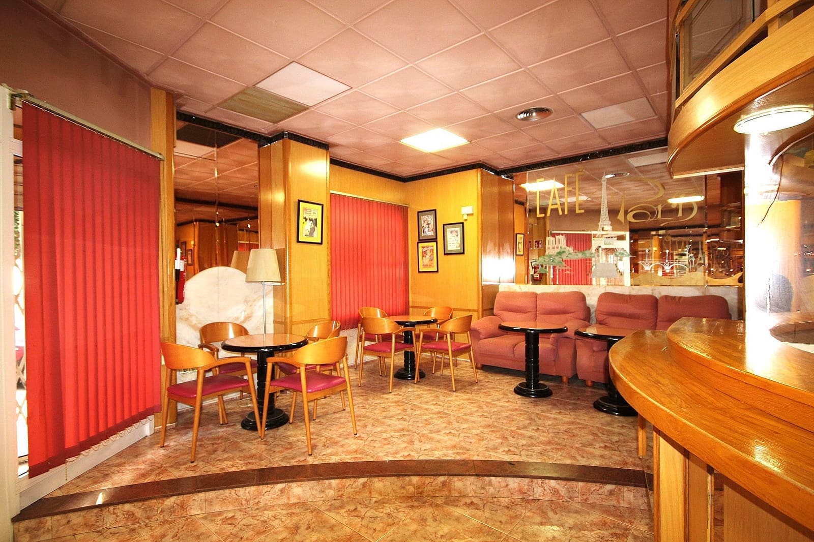 Commerciale in vendita in Onil - 99.995 € (Rif: 9475218)