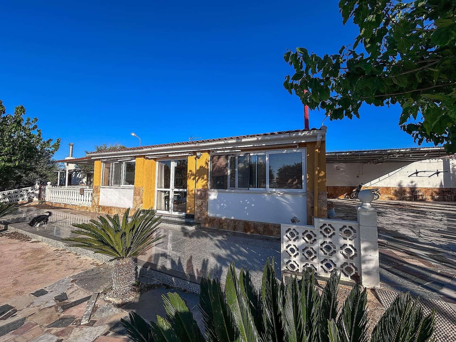 4 slaapkamer Finca/Landhuis te koop in Monforte del Cid - € 216.000 (Ref: 9475220)