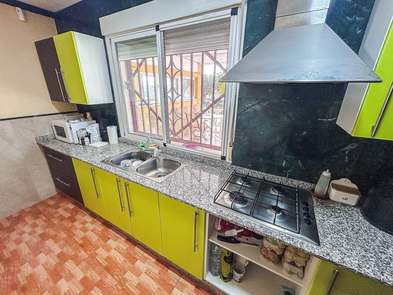 4 slaapkamer Finca/Landhuis te koop in Monforte del Cid - € 216.000 (Ref: 9475220)