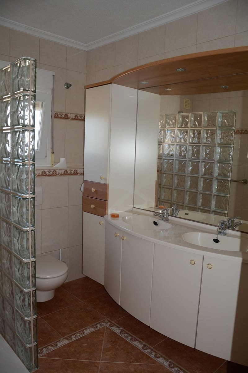 3 bedroom Villa for sale in Hondon de las Nieves - € 420,000 (Ref: 9475223)