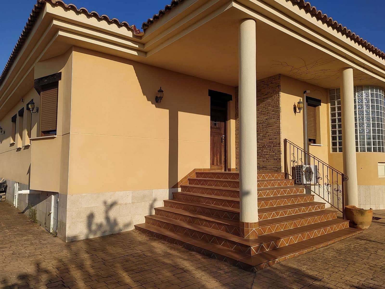 2 bedroom Villa for sale in Yecla - € 269,000 (Ref: 9475235)