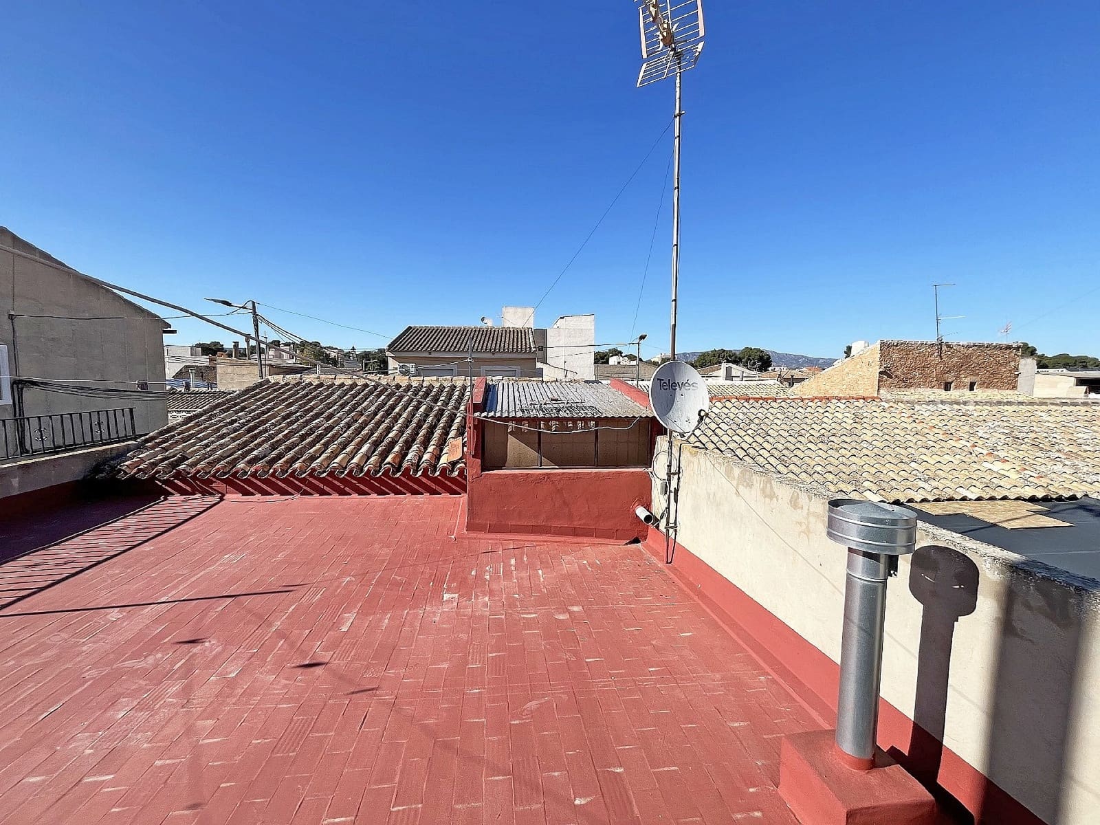 3 bedroom Townhouse for sale in Pinoso with garage - € 148,000 (Ref: 9475241)