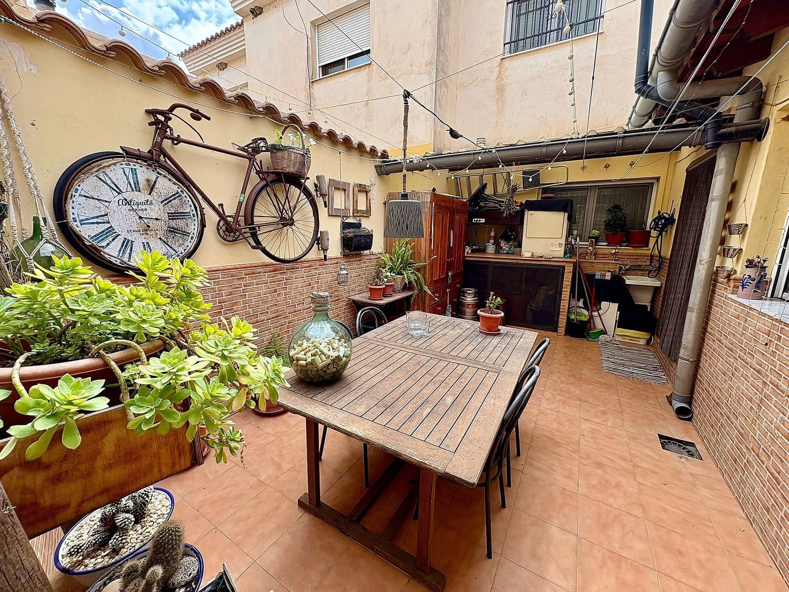 4 bedroom Townhouse for sale in Pinoso - € 157,500 (Ref: 9475242)