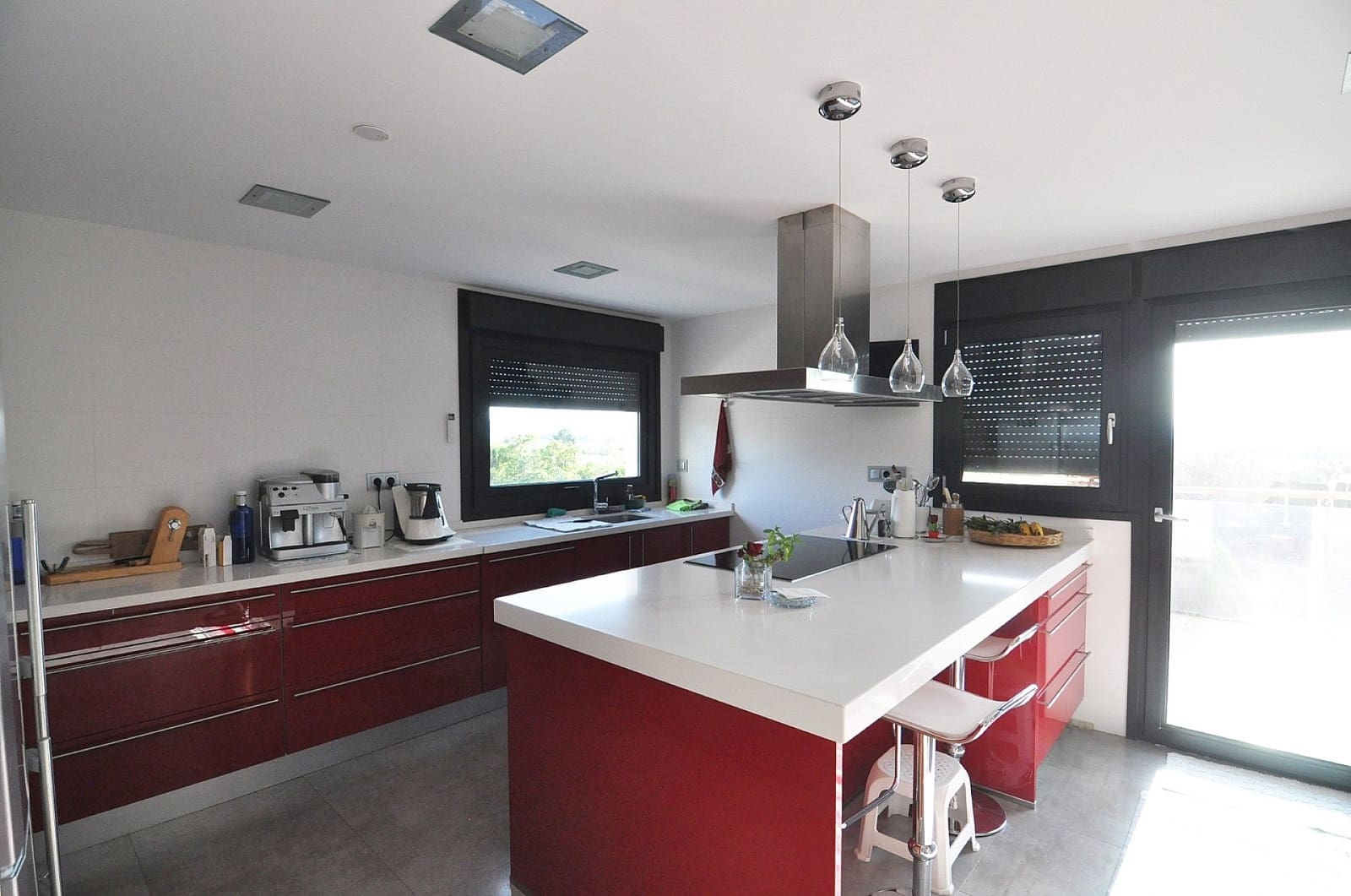 4 bedroom Villa for sale in Villena - € 1,250,000 (Ref: 9475244)