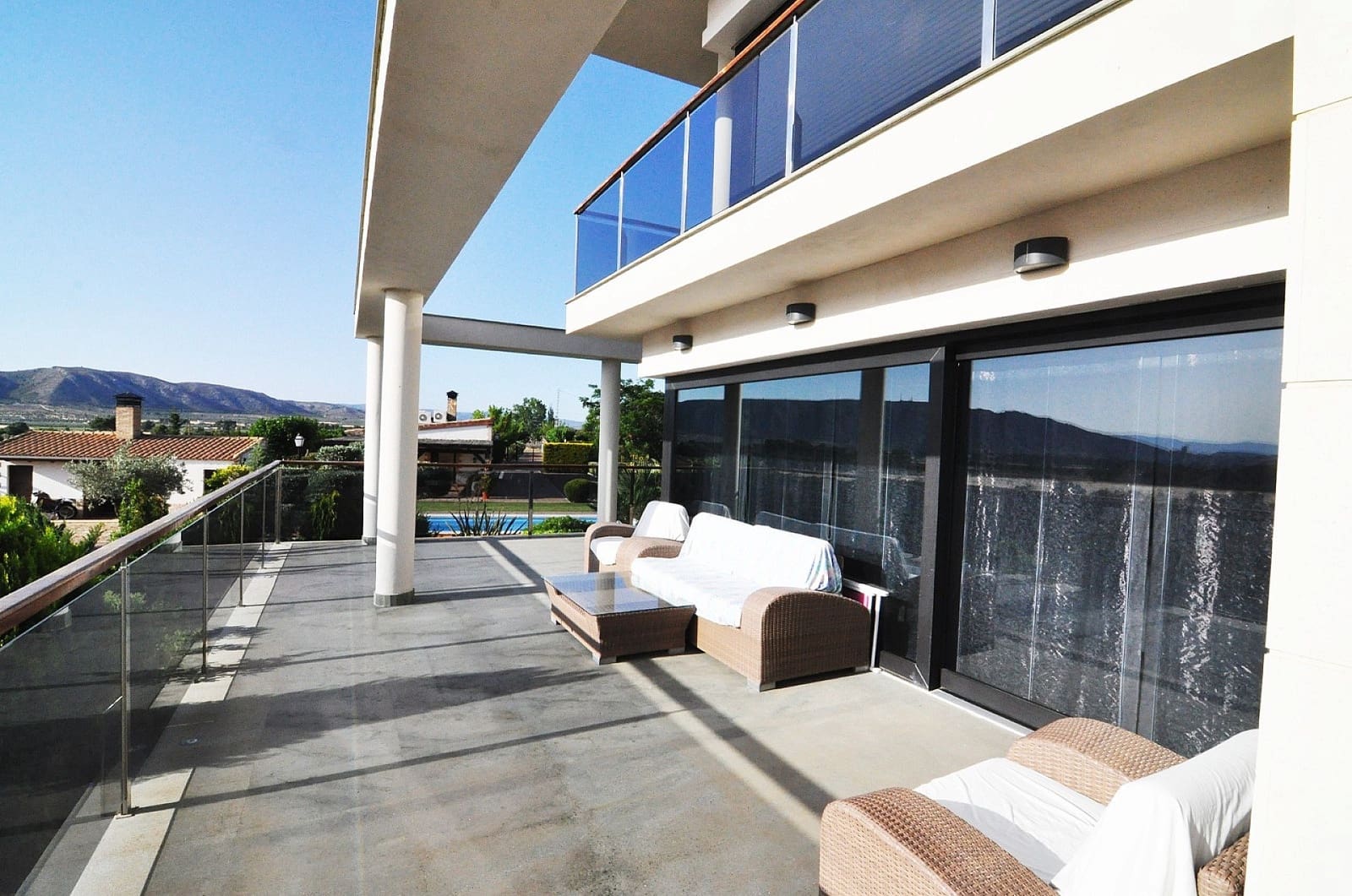4 bedroom Villa for sale in Villena - € 1,250,000 (Ref: 9475244)