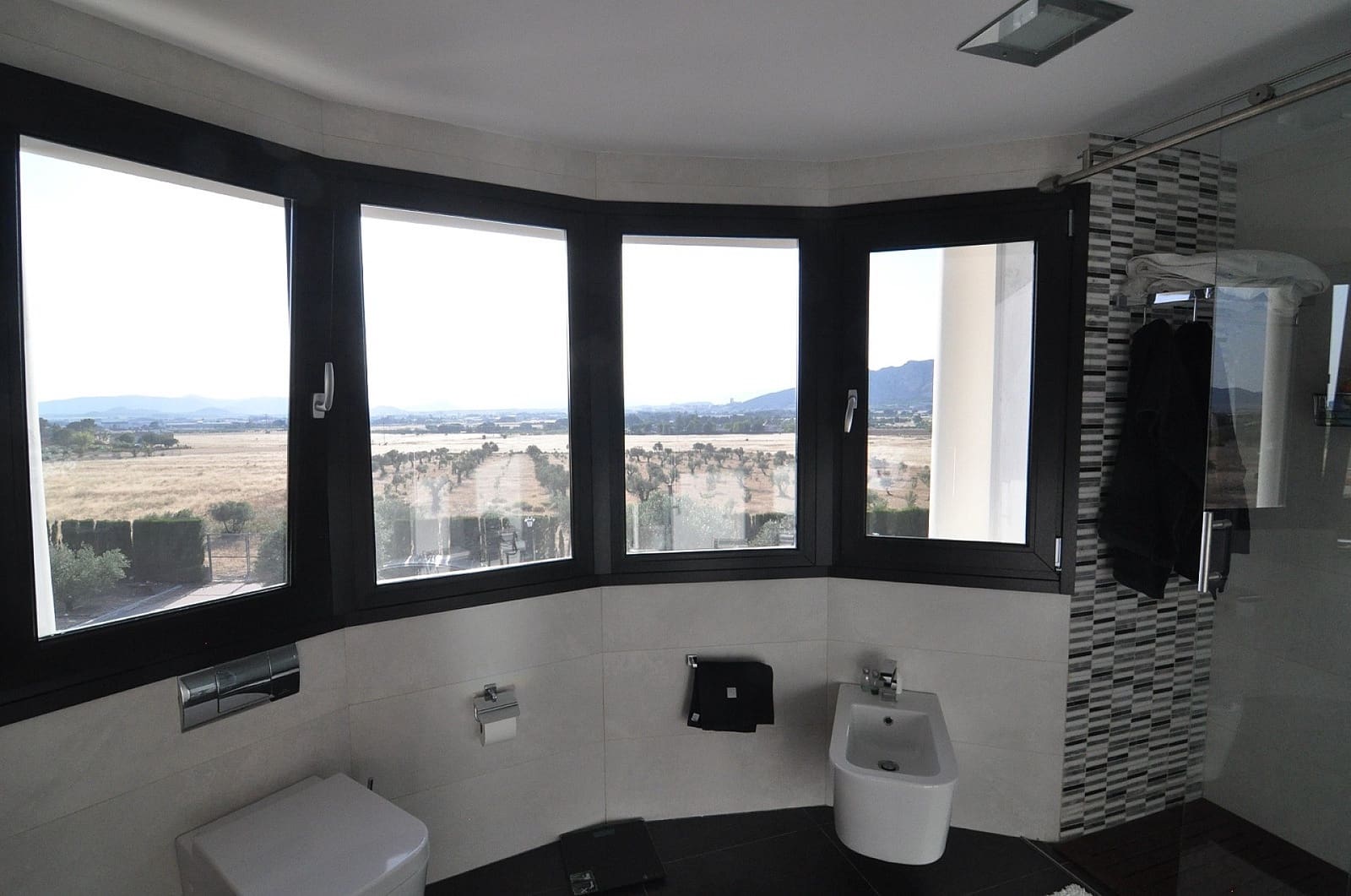 4 bedroom Villa for sale in Villena - € 1,250,000 (Ref: 9475244)