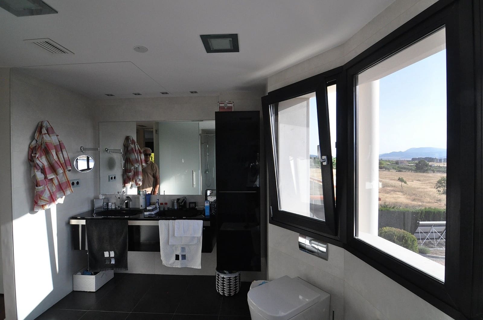 4 bedroom Villa for sale in Villena - € 1,250,000 (Ref: 9475244)