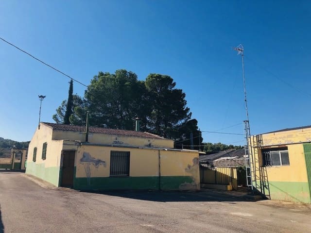 Finca/Casa Rural de 4 habitaciones en Yecla en venta - 151.000 € (Ref: 9475249)