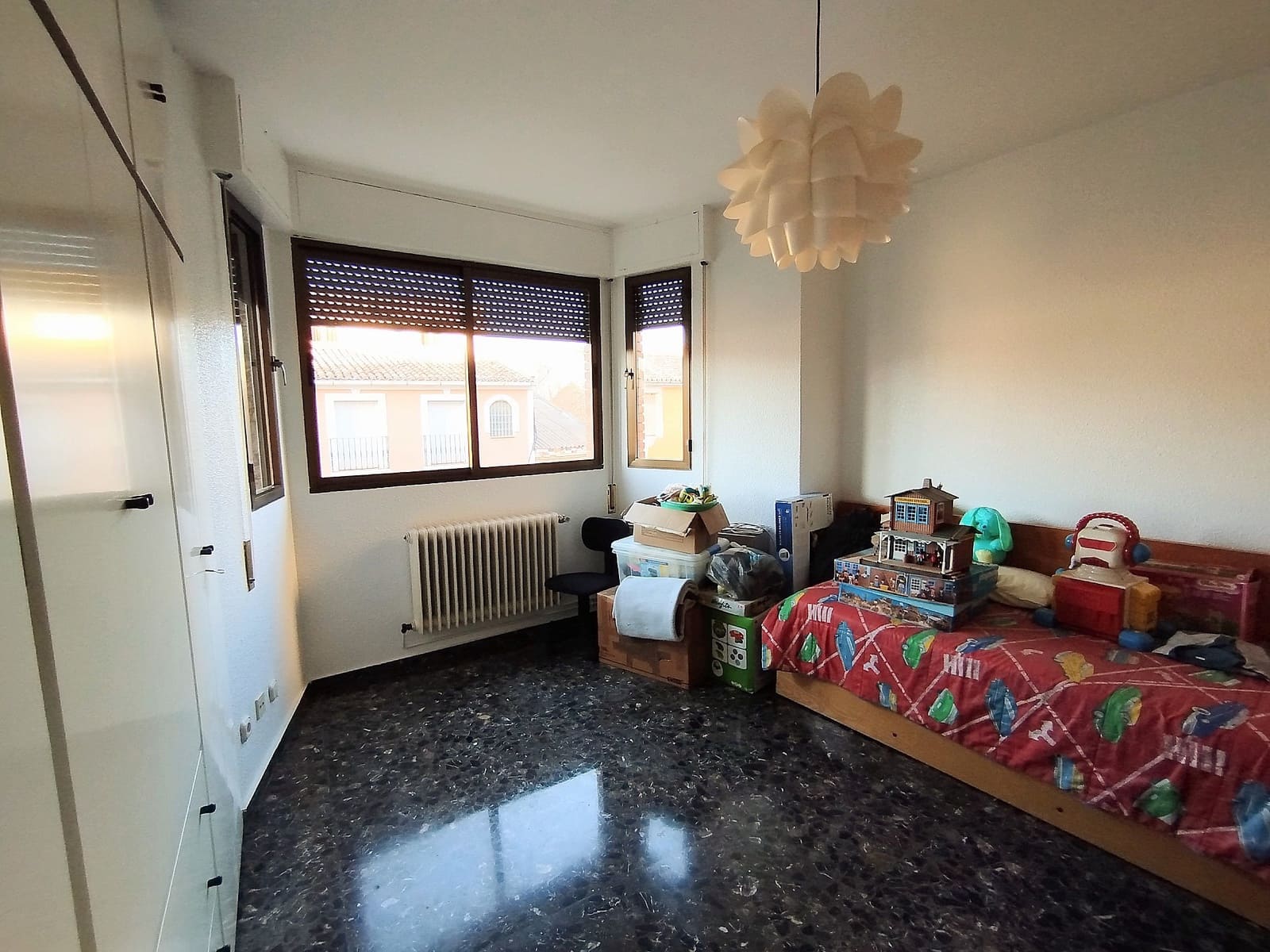 4 bedroom Townhouse for sale in Yecla with garage - € 170,000 (Ref: 9475250)