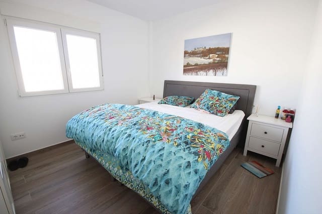 3 chambre Villa/Maison à vendre à Pinoso - 269 995 € (Ref: 9475252)