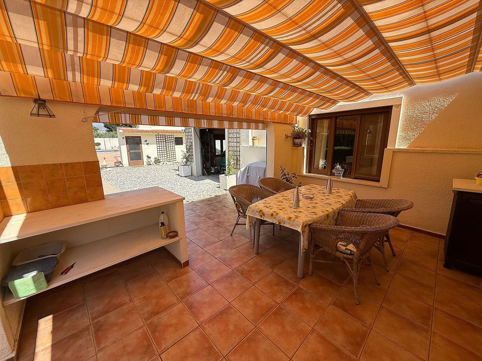 5 sypialnia Finka/Dom wiejski na sprzedaż w Castalla - 325 000 € (Ref: 9475253)