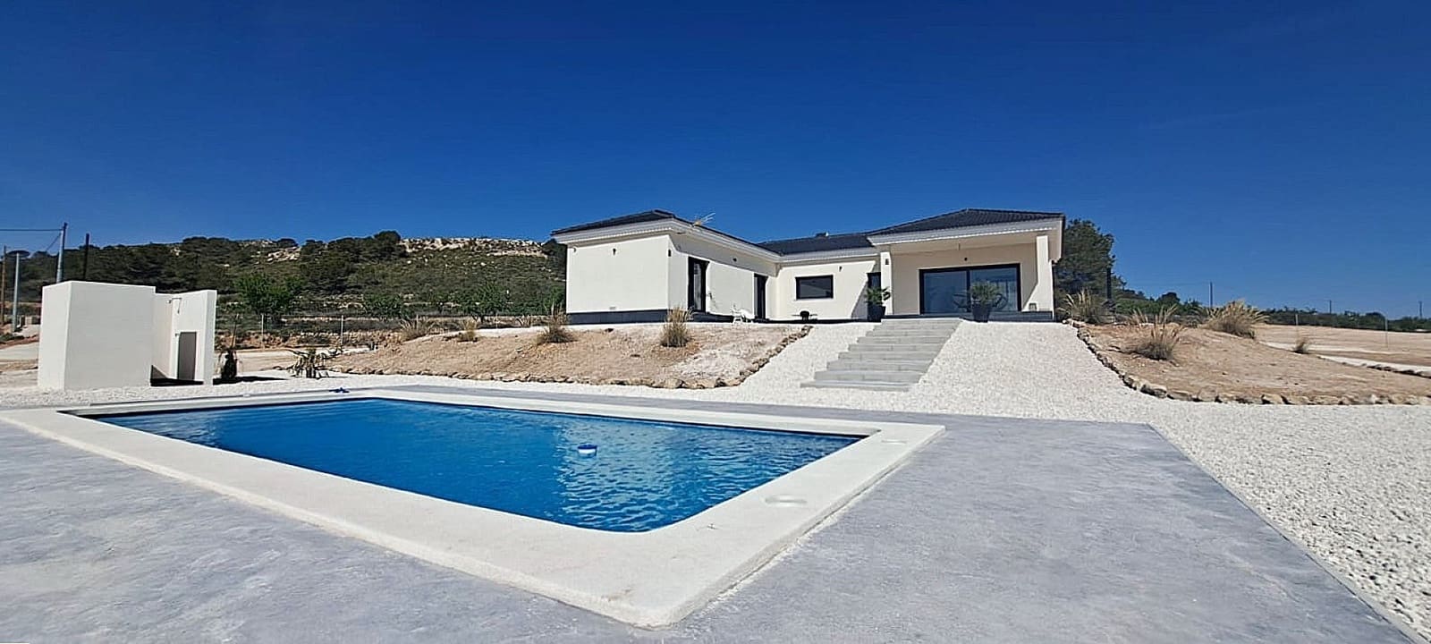 4 bedroom Villa for sale in Pinoso - € 549,000 (Ref: 9475254)