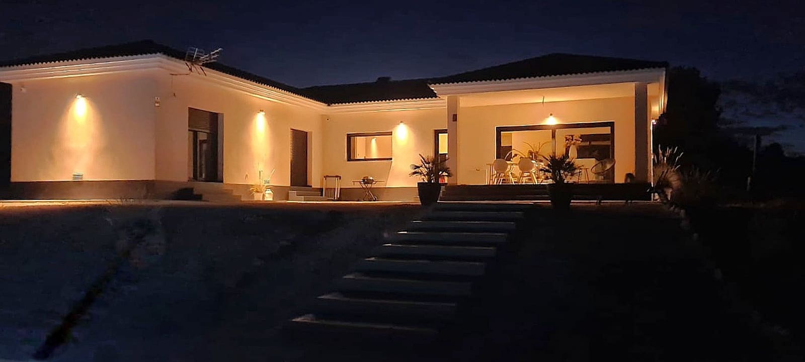 4 bedroom Villa for sale in Pinoso - € 549,000 (Ref: 9475254)