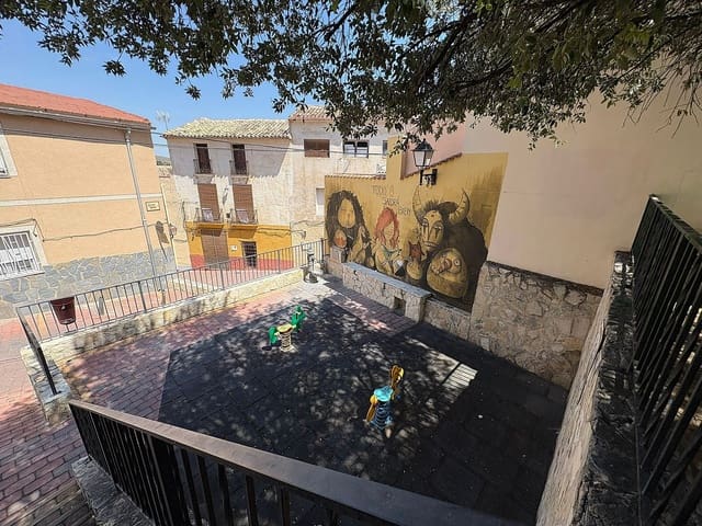 4 slaapkamer Huis te koop in Petrel / Petrer - € 99.995 (Ref: 9475256)