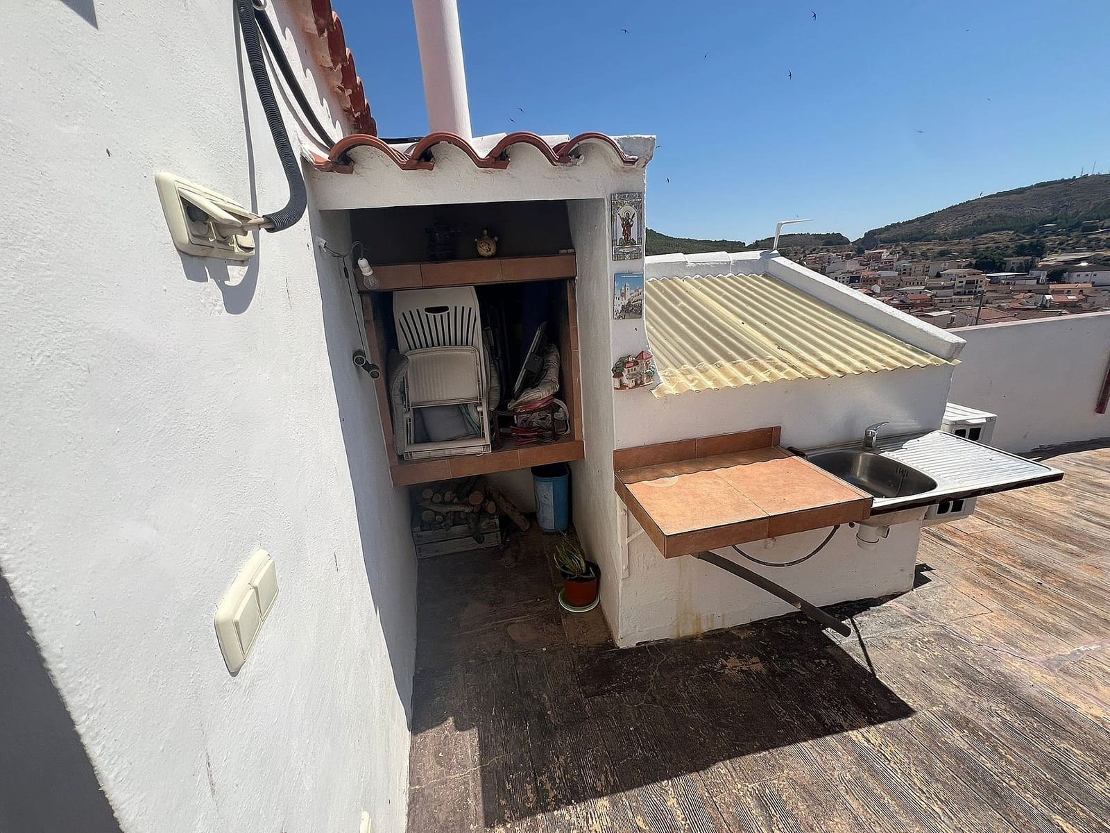 3 bedroom Townhouse for sale in Elche de la Sierra - € 75,000 (Ref: 9475257)