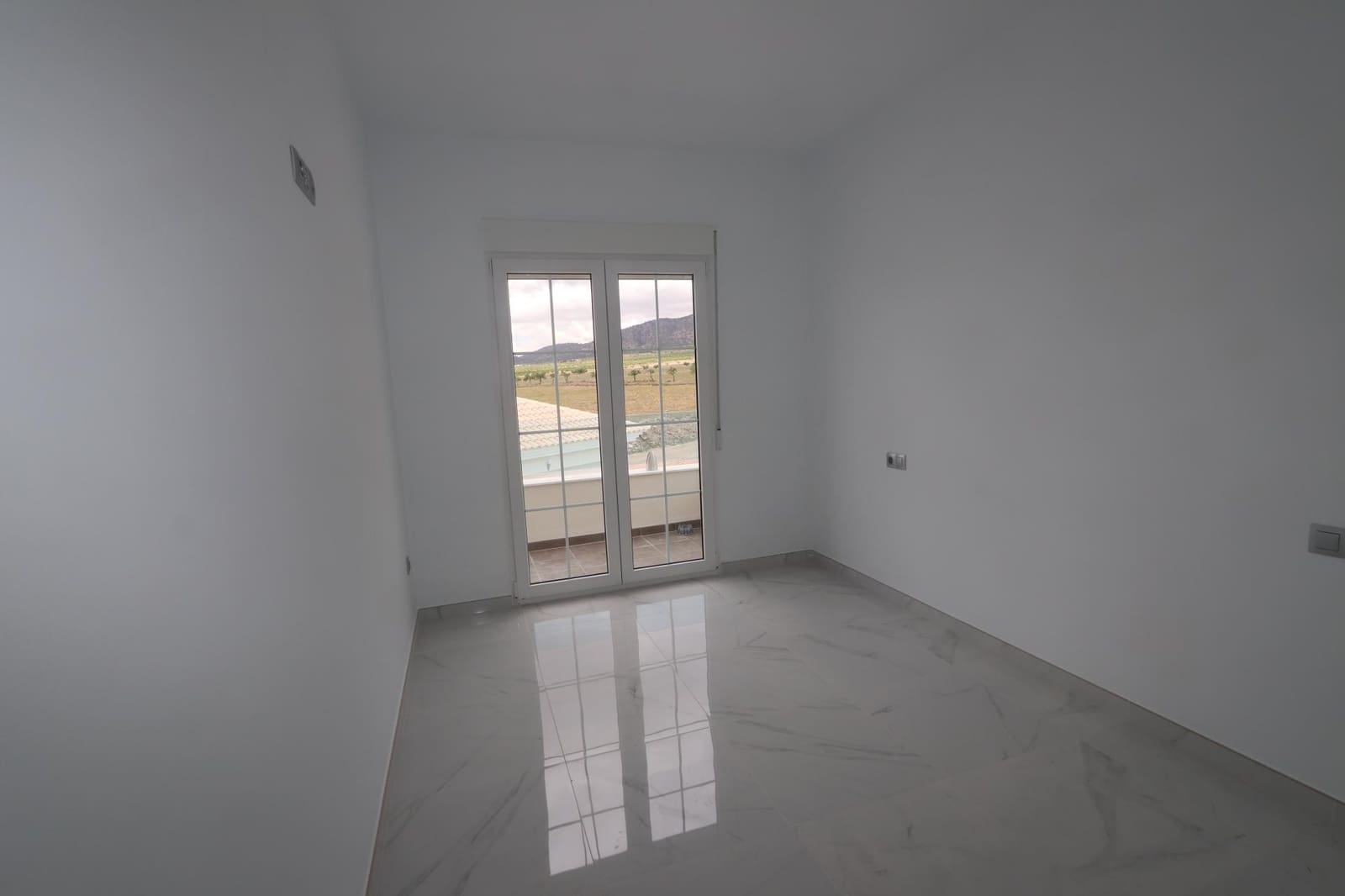 4 chambre Villa/Maison à vendre à Pinoso avec piscine garage - 423 000 € (Ref: 9475257)