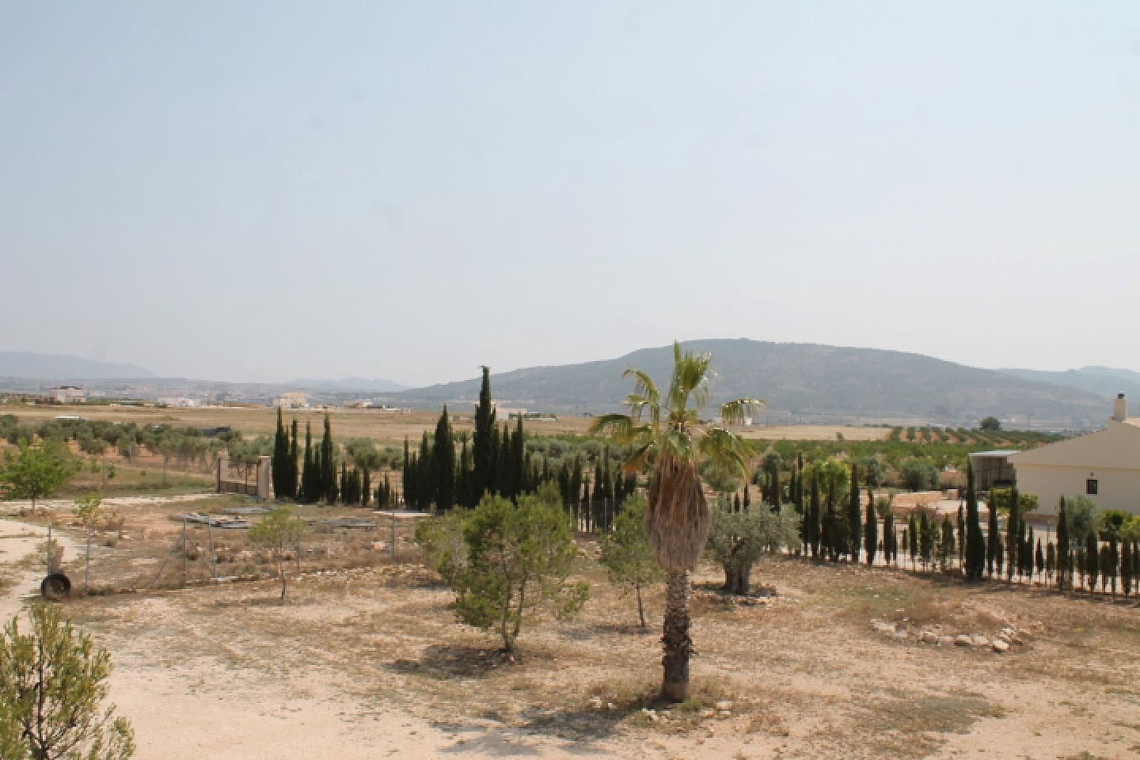 4 slaapkamer Finca/Landhuis te koop in Pinoso - € 324.000 (Ref: 9475262)