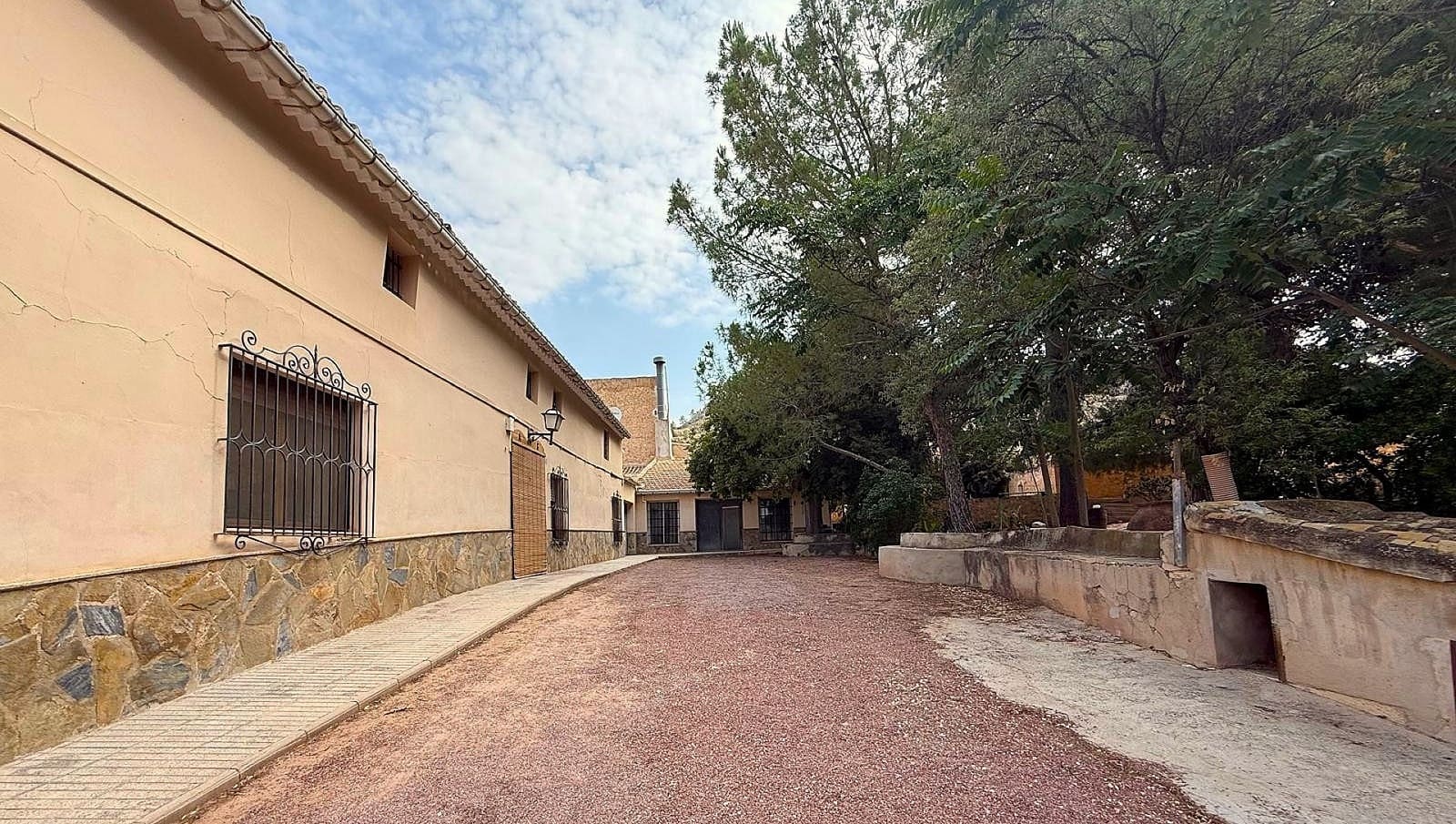 Finca/Casa Rural de 12 habitaciones en Encebras en venta - 529.000 € (Ref: 9475271)