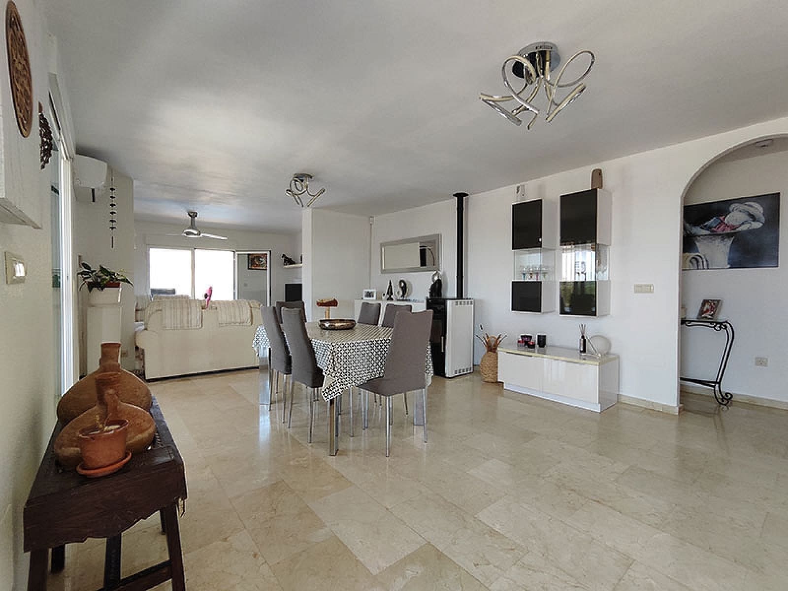 4 bedroom Villa for sale in Fortuna - € 309,000 (Ref: 9475278)