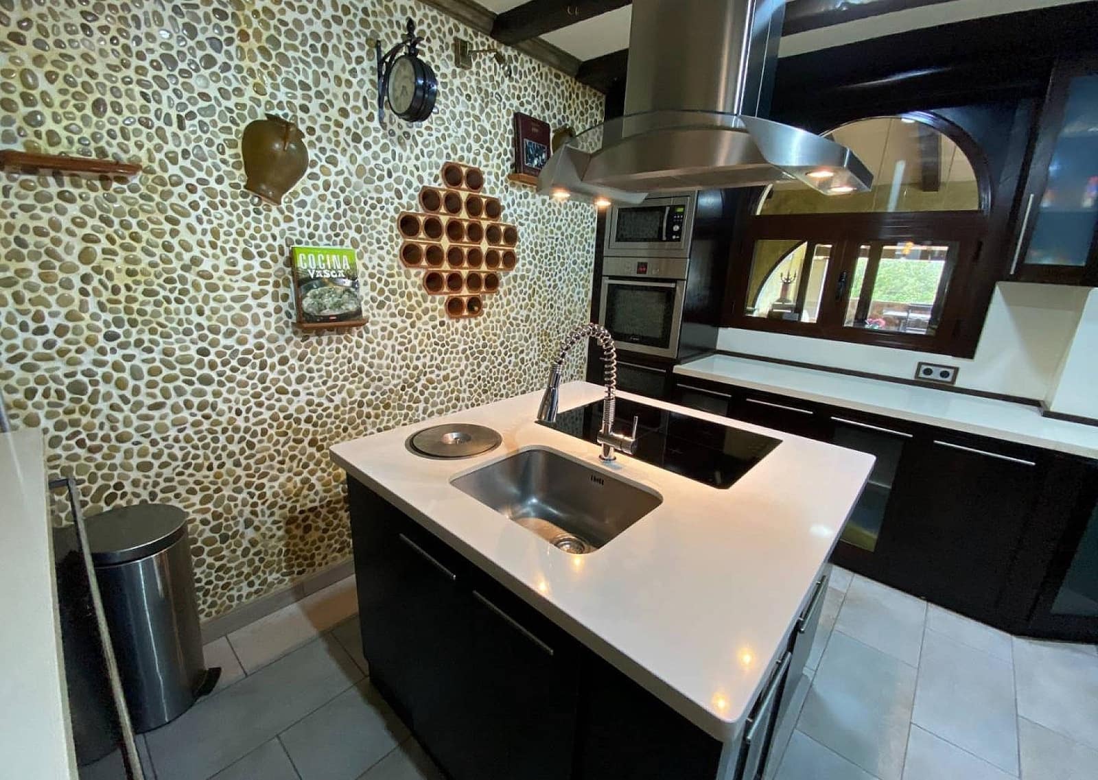 2 slaapkamer Finca/Landhuis te koop in Sax - € 240.000 (Ref: 9475282)