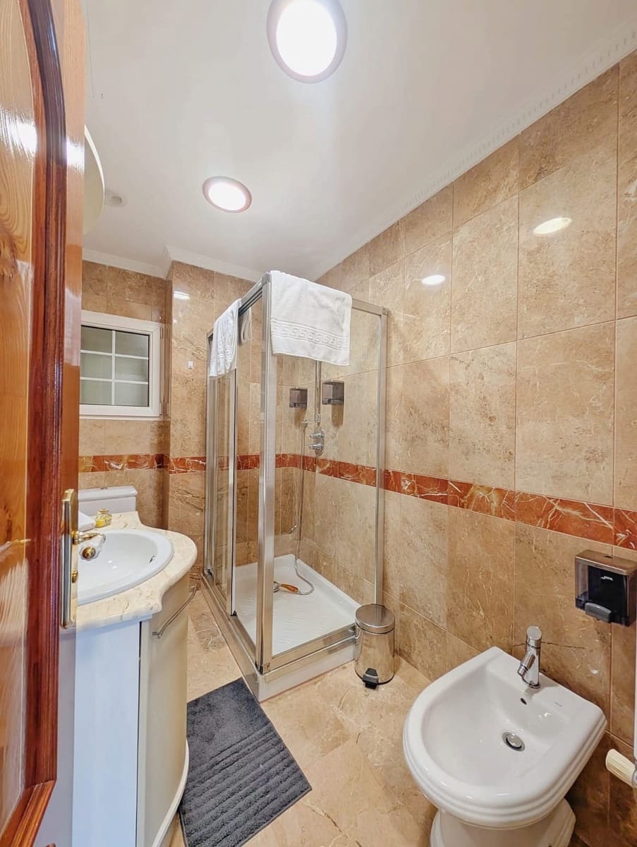 8 bedroom Finca/Country House for sale in Jumilla - € 1,450,000 (Ref: 9475285)