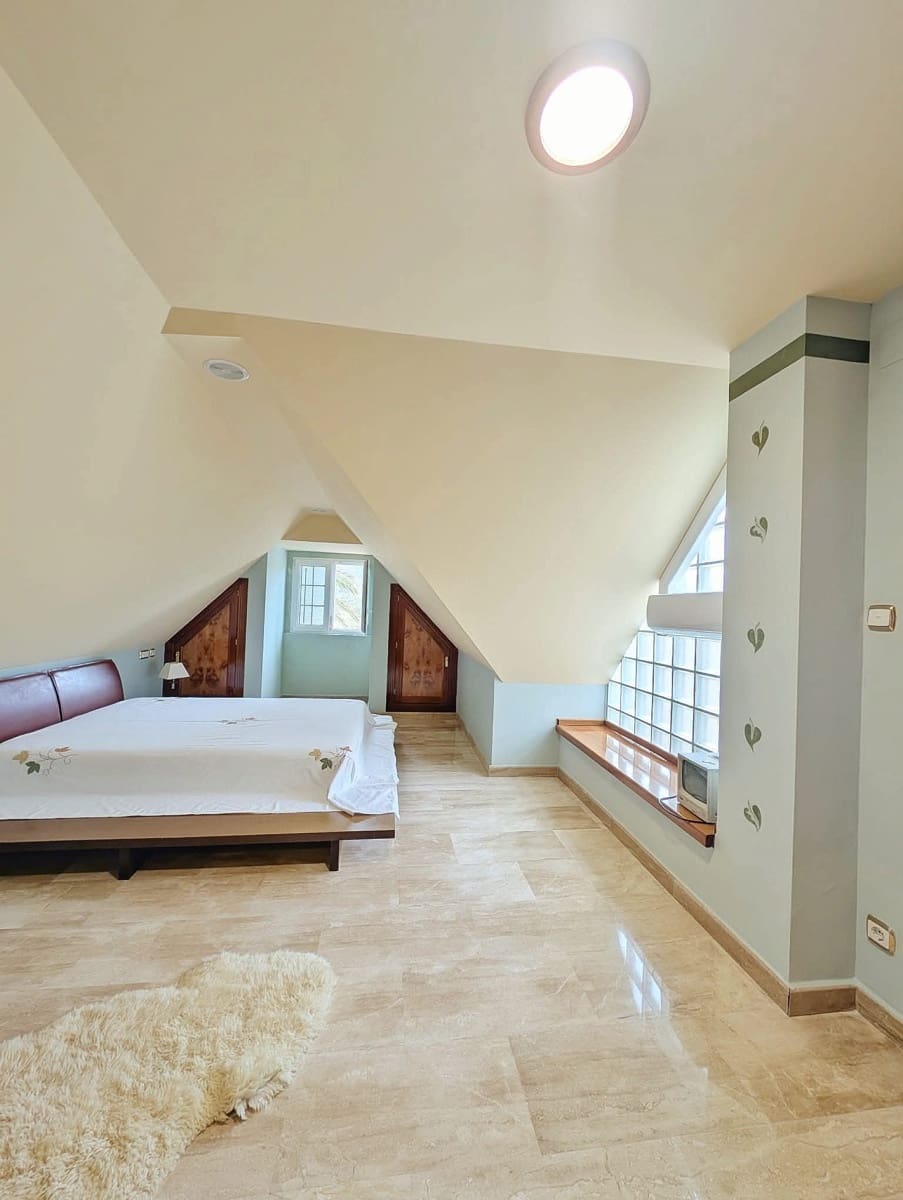 8 bedroom Finca/Country House for sale in Jumilla - € 1,450,000 (Ref: 9475285)