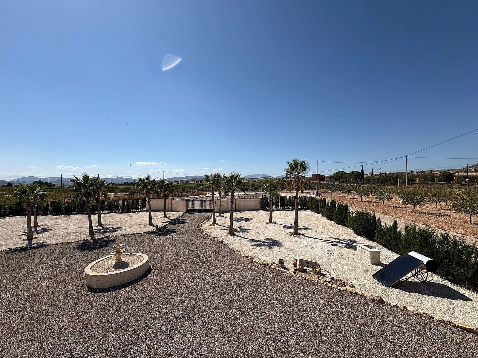 4 bedroom Villa for sale in Pinoso - € 449,000 (Ref: 9475288)