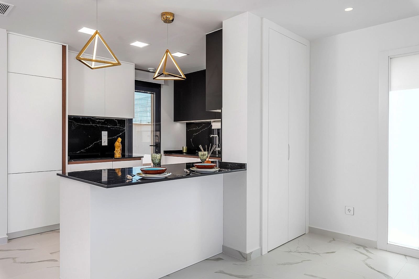 2 bedroom Bungalow for sale in San Miguel de Salinas - € 395,000 (Ref: 9475290)