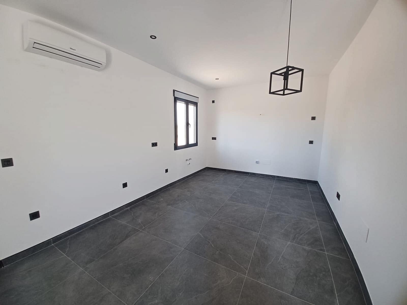 1 bedroom Villa for sale in Pinoso - € 250,000 (Ref: 9475293)