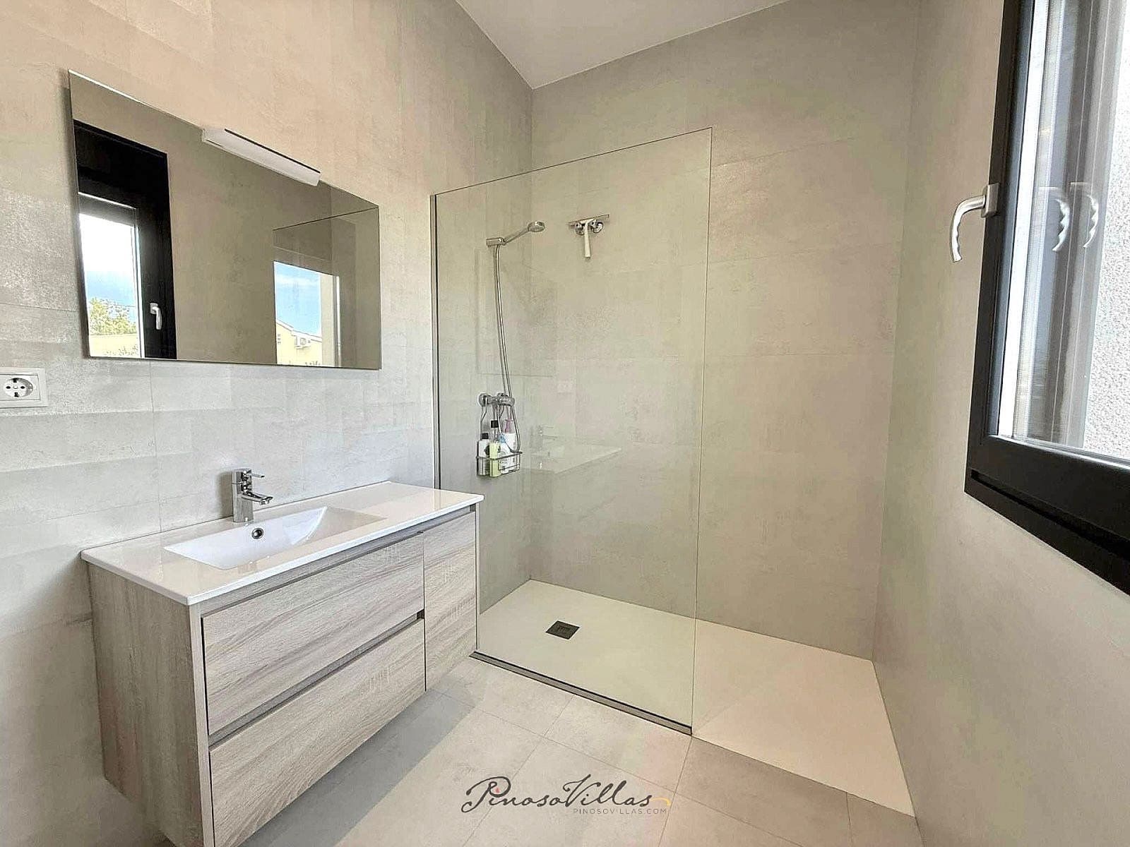 3 bedroom Villa for sale in Pinoso - € 575,000 (Ref: 9475309)