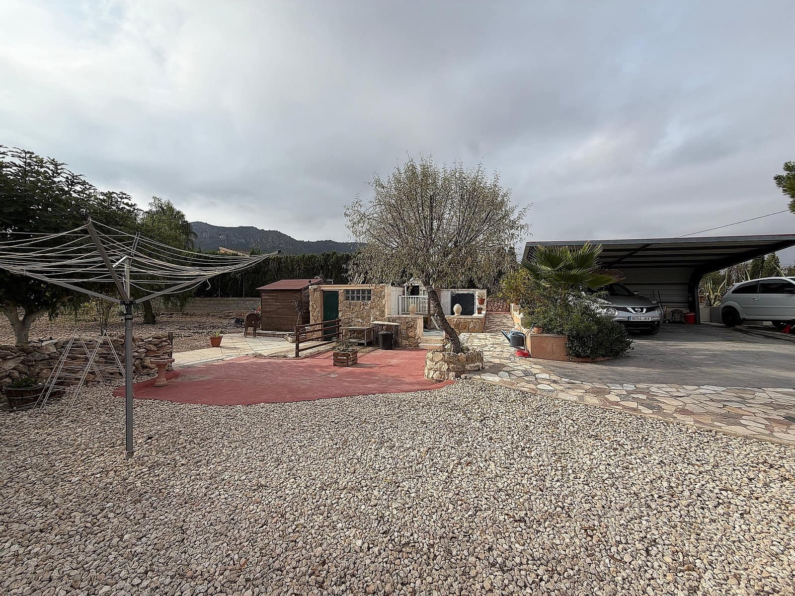 5 bedroom Villa for sale in Sax - € 375,000 (Ref: 9475311)