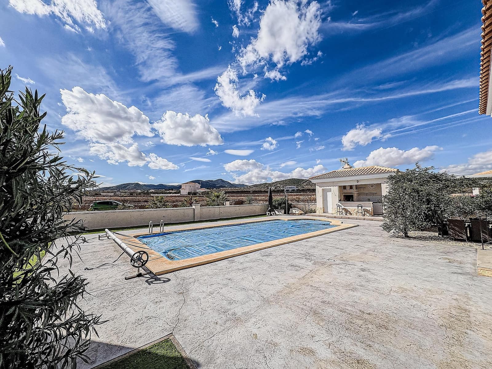 4 bedroom Villa for sale in Pinoso - € 525,000 (Ref: 9475313)