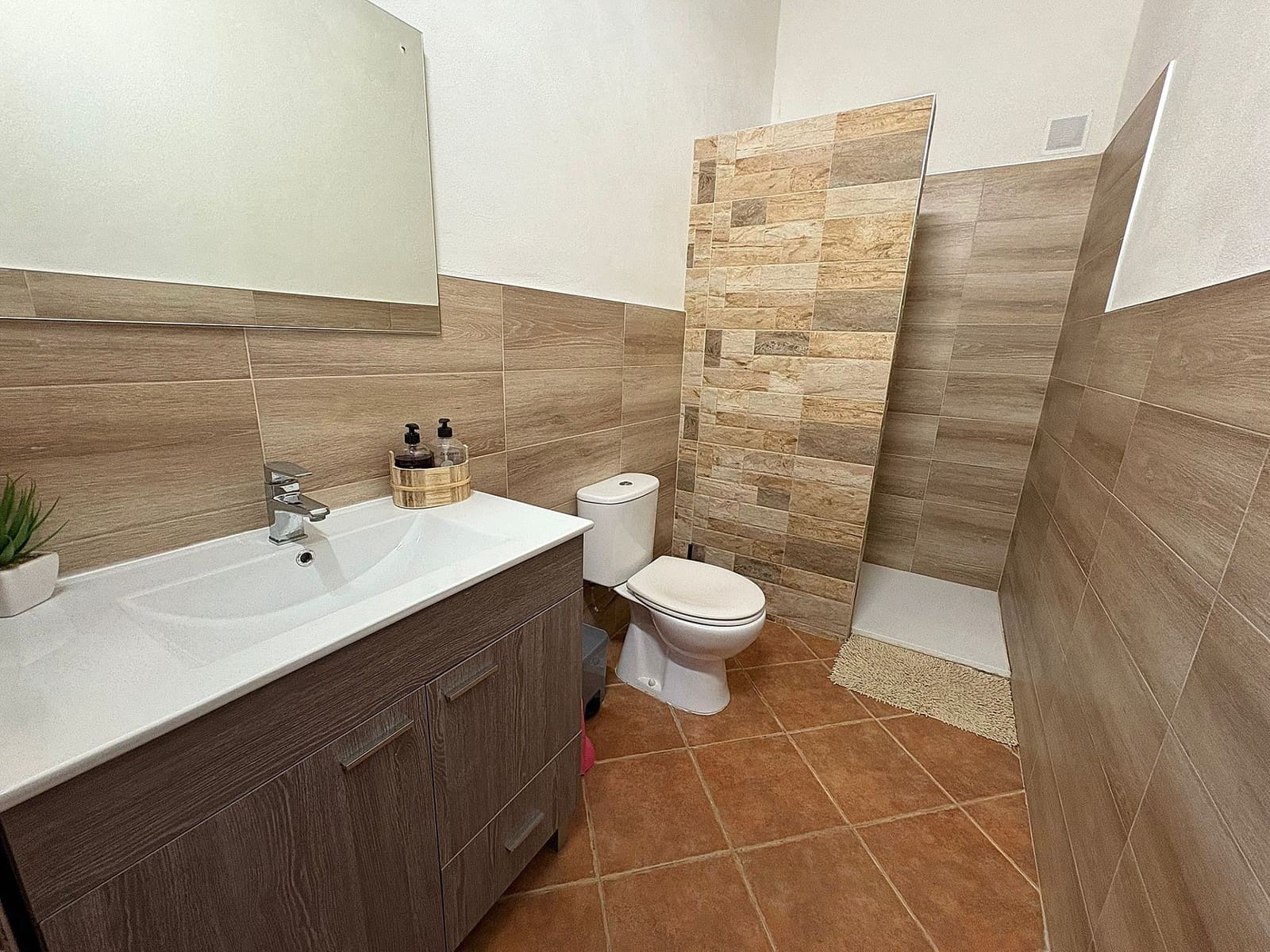 2 bedroom Villa for sale in Sax - € 199,995 (Ref: 9475318)