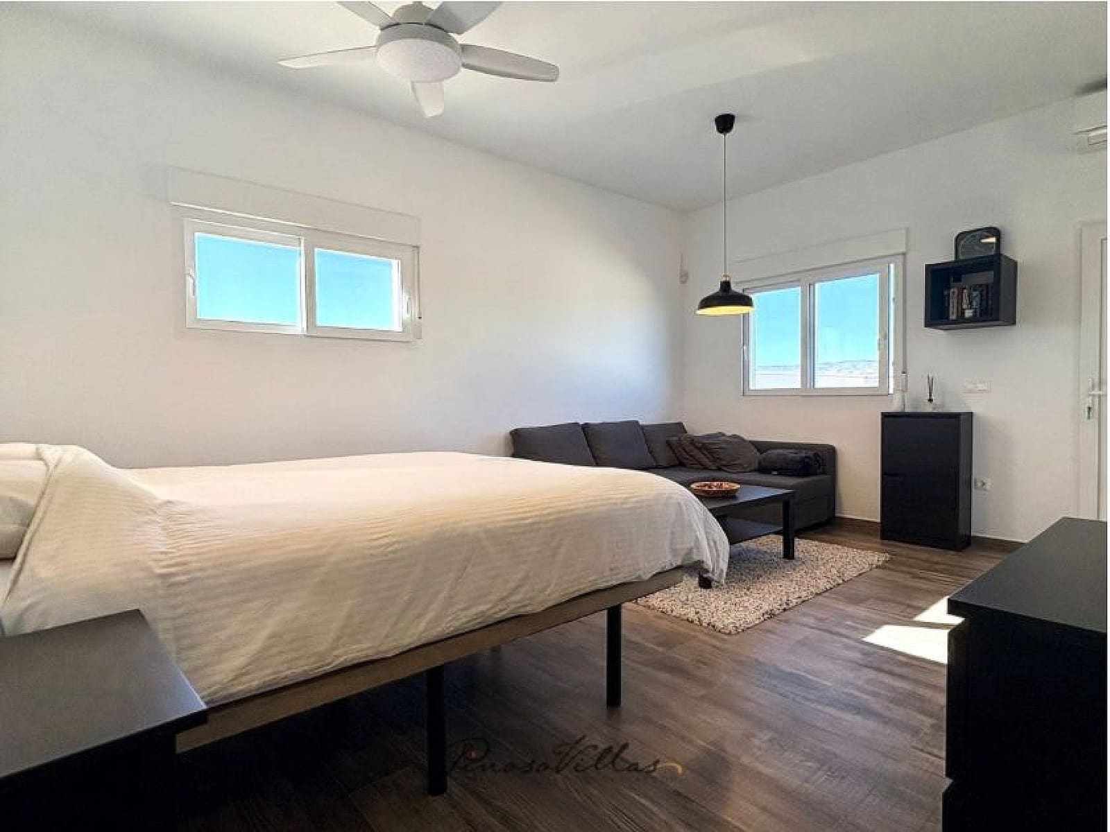 4 bedroom Villa for sale in Pinoso - € 549,000 (Ref: 9475320)