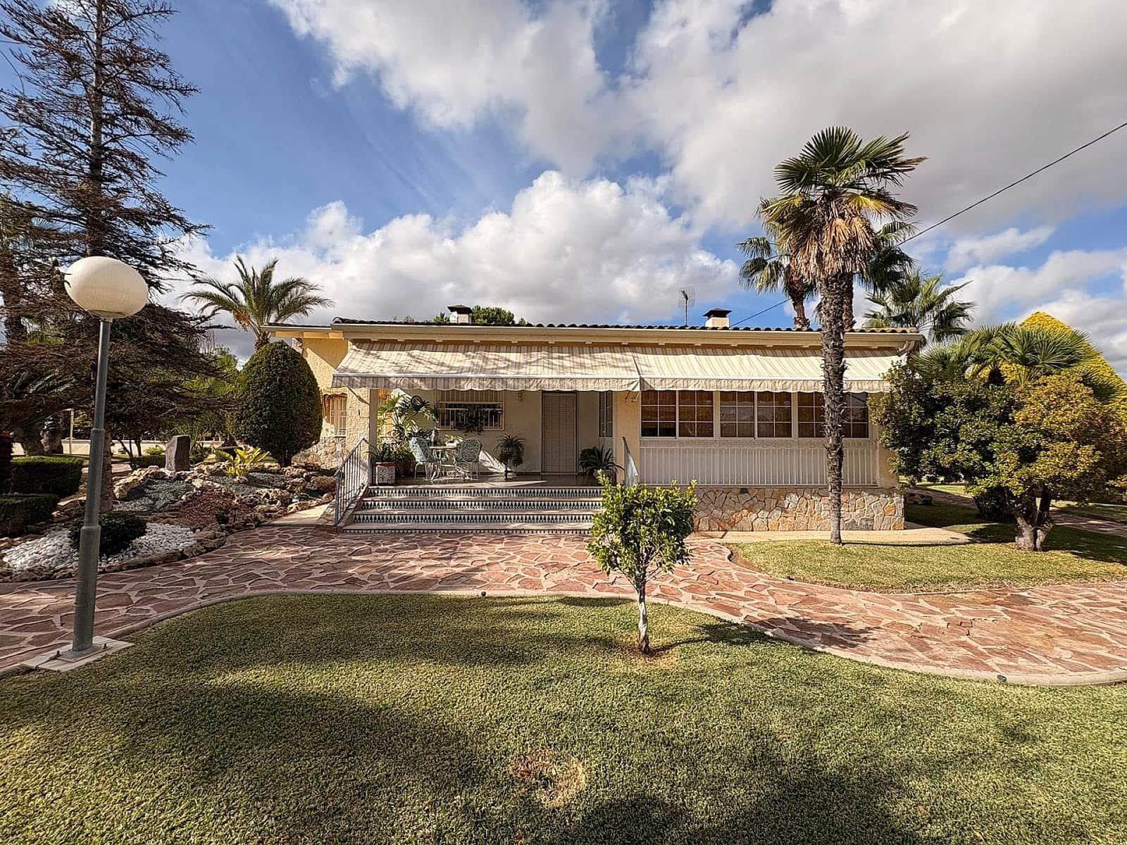 4 bedroom Villa for sale in Monovar / Monover - € 618,000 (Ref: 9475324)