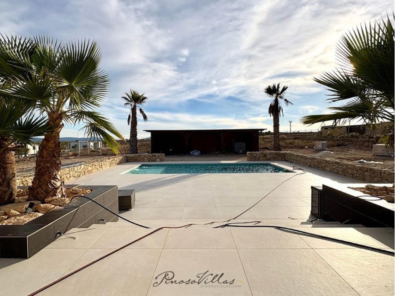 4 bedroom Villa for sale in Pinoso - € 449,950 (Ref: 9475325)