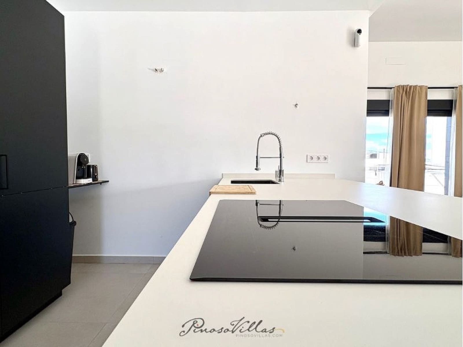 4 bedroom Villa for sale in Pinoso - € 449,950 (Ref: 9475325)