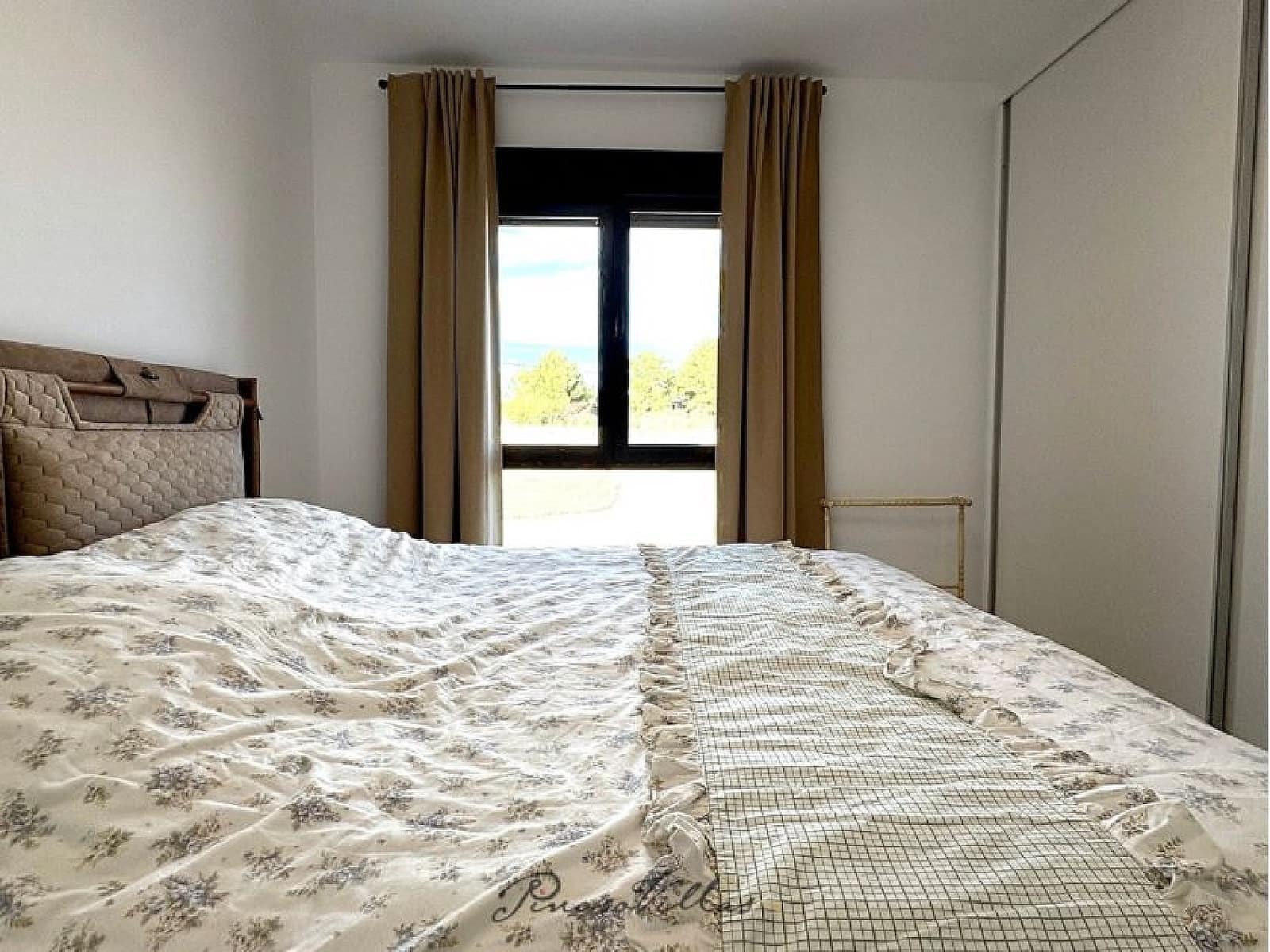 4 bedroom Villa for sale in Pinoso - € 449,950 (Ref: 9475325)