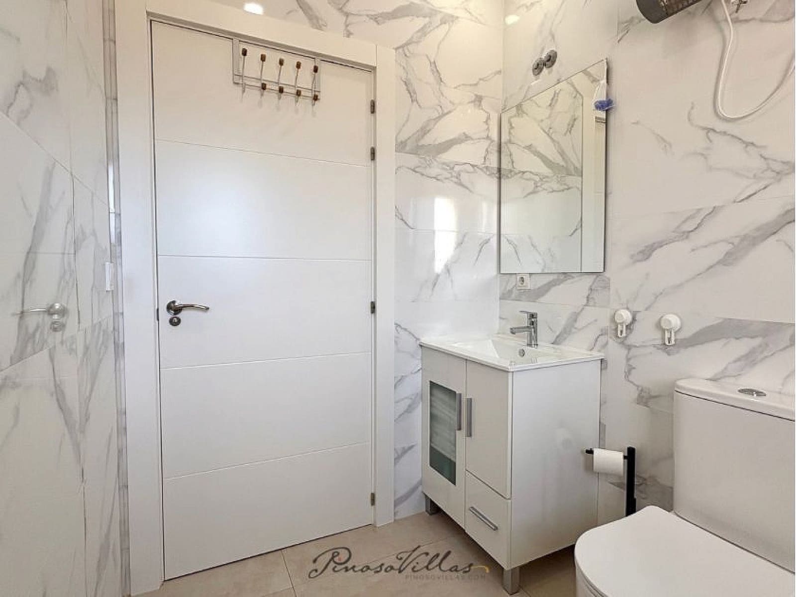 4 bedroom Villa for sale in Pinoso - € 449,950 (Ref: 9475325)