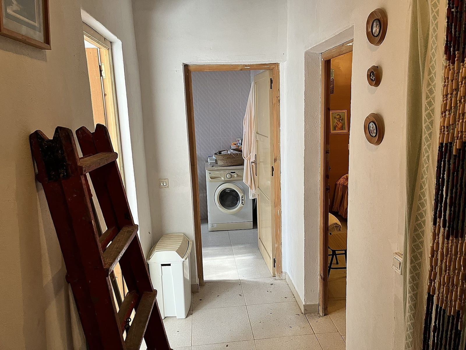 4 bedroom Finca/Country House for sale in El Canton - € 149,950 (Ref: 9475326)