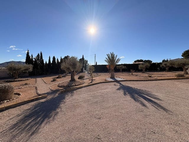 3 soveværelse Finca/Landehus til salg i Caudete - € 249.995 (Ref: 9475336)