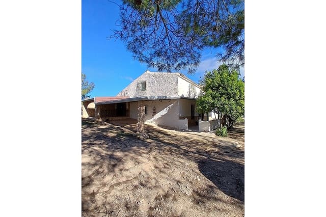 6 bedroom Finca/Country House for sale in Caudete - € 199,950 (Ref: 9475339)