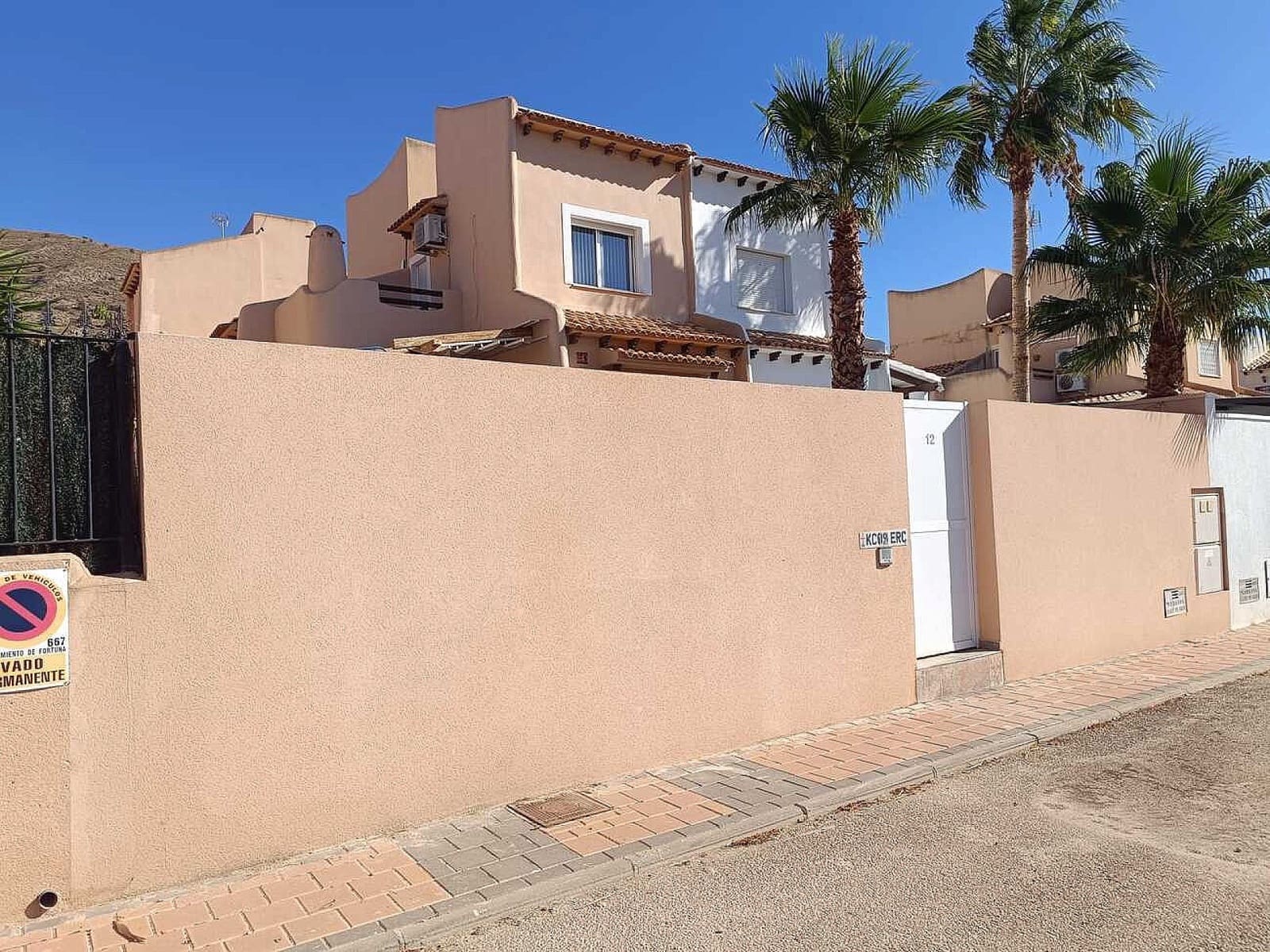 2 bedroom Villa for sale in Fortuna - € 155,000 (Ref: 9475346)