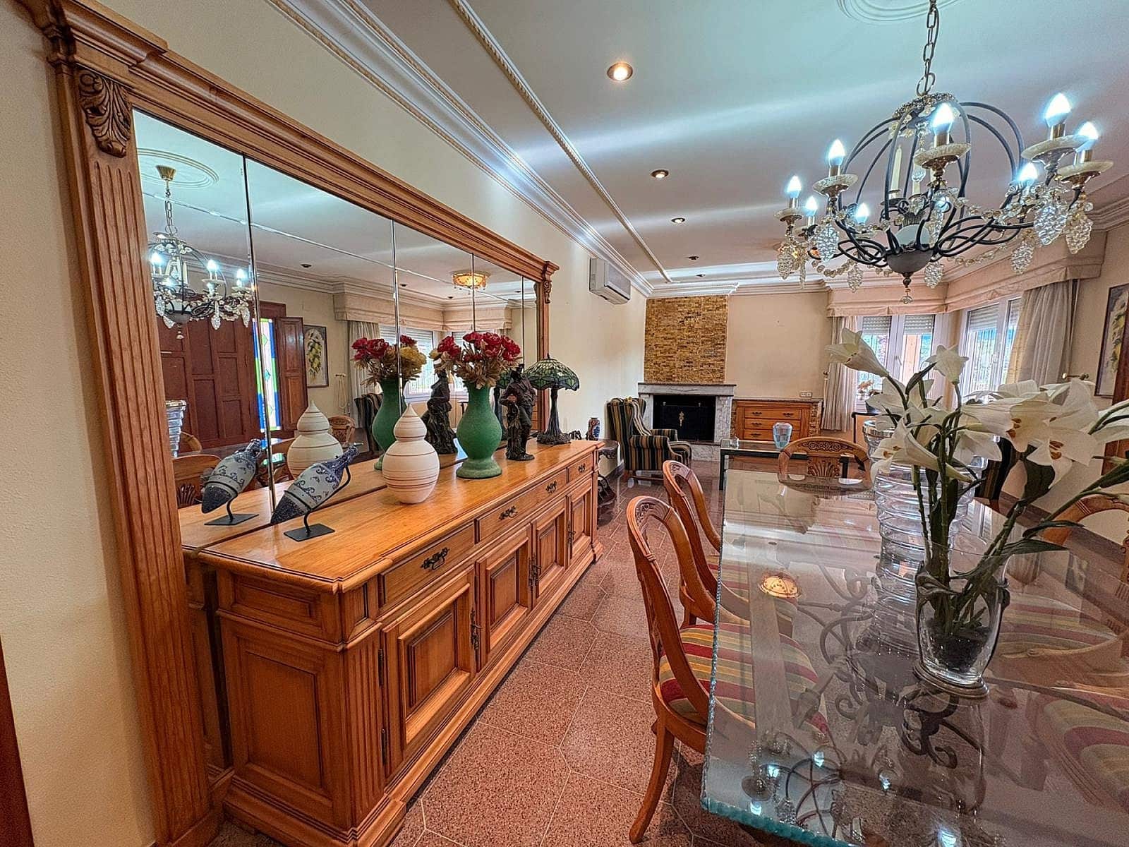 3 bedroom Villa for sale in Sax - € 575,000 (Ref: 9475352)