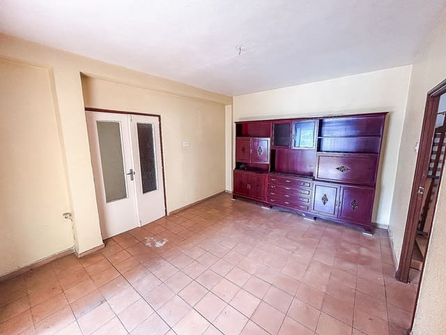 6 sovrum Hus till salu i Petrel / Petrer - 169 000 € (Ref: 9475509)